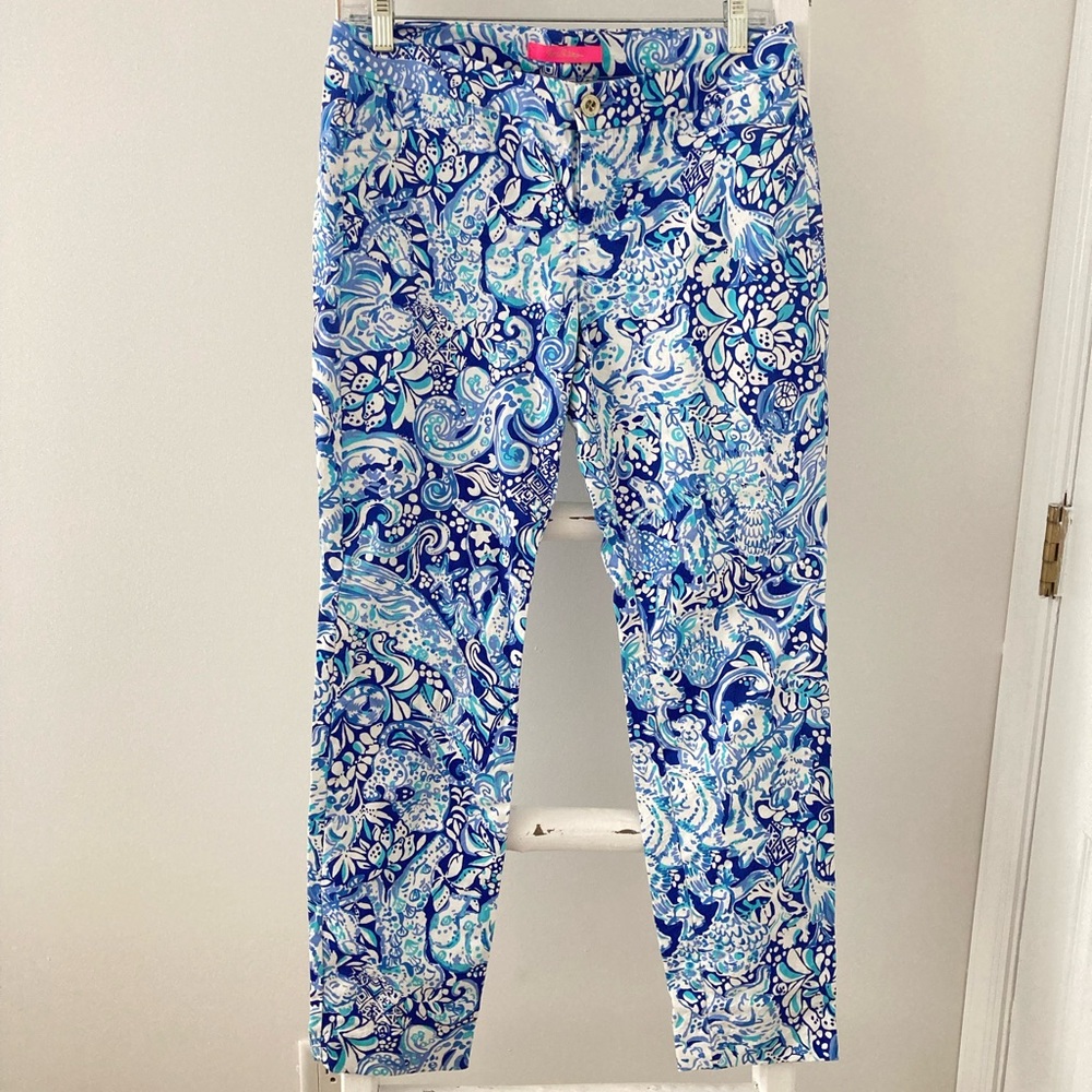 Lilly Pulitzer Blue Floral Pants /. Wet good condition